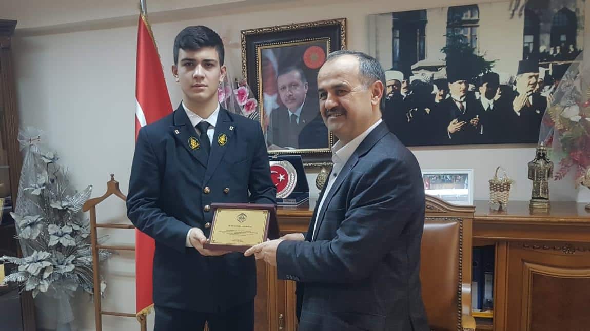 Türkiye Şampiyonu Öğrencimize Ödül